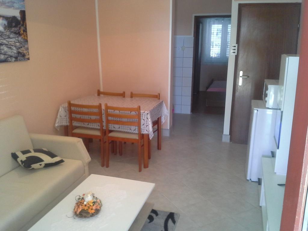 Apartments Baretic Crikvenica Quarto foto