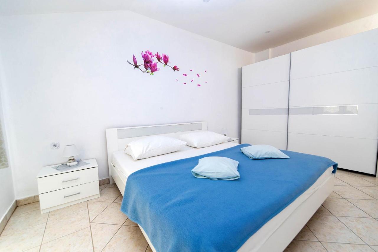 Apartments Baretic Crikvenica Exterior foto